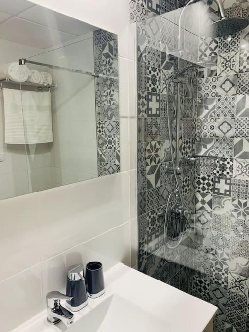 Alterhome Luminoso Estudio Con Piscina Y Maravillosas Vistas Τορρεμολίνος Εξωτερικό φωτογραφία