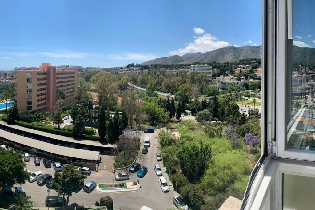 Alterhome Luminoso Estudio Con Piscina Y Maravillosas Vistas Τορρεμολίνος Εξωτερικό φωτογραφία