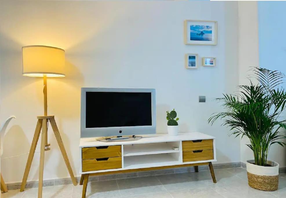 Alterhome Luminoso Estudio Con Piscina Y Maravillosas Vistas Τορρεμολίνος Εξωτερικό φωτογραφία