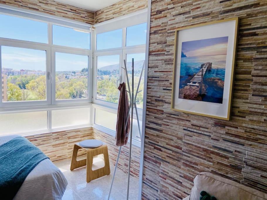 Alterhome Luminoso Estudio Con Piscina Y Maravillosas Vistas Τορρεμολίνος Εξωτερικό φωτογραφία