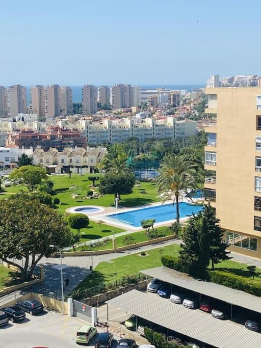 Alterhome Luminoso Estudio Con Piscina Y Maravillosas Vistas Τορρεμολίνος Εξωτερικό φωτογραφία